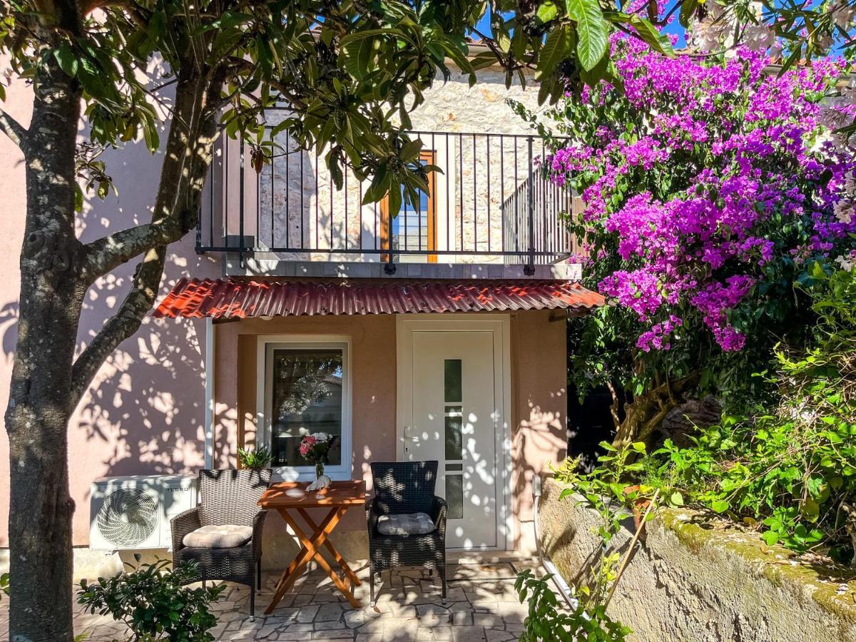 Apartment Lidija Banjole Exterior photo